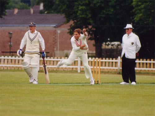 Benji Loader bowls against Crusaders CC